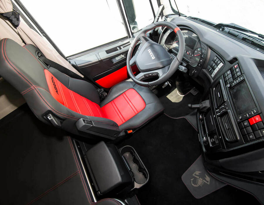 iveco-abarth.-6-jpg