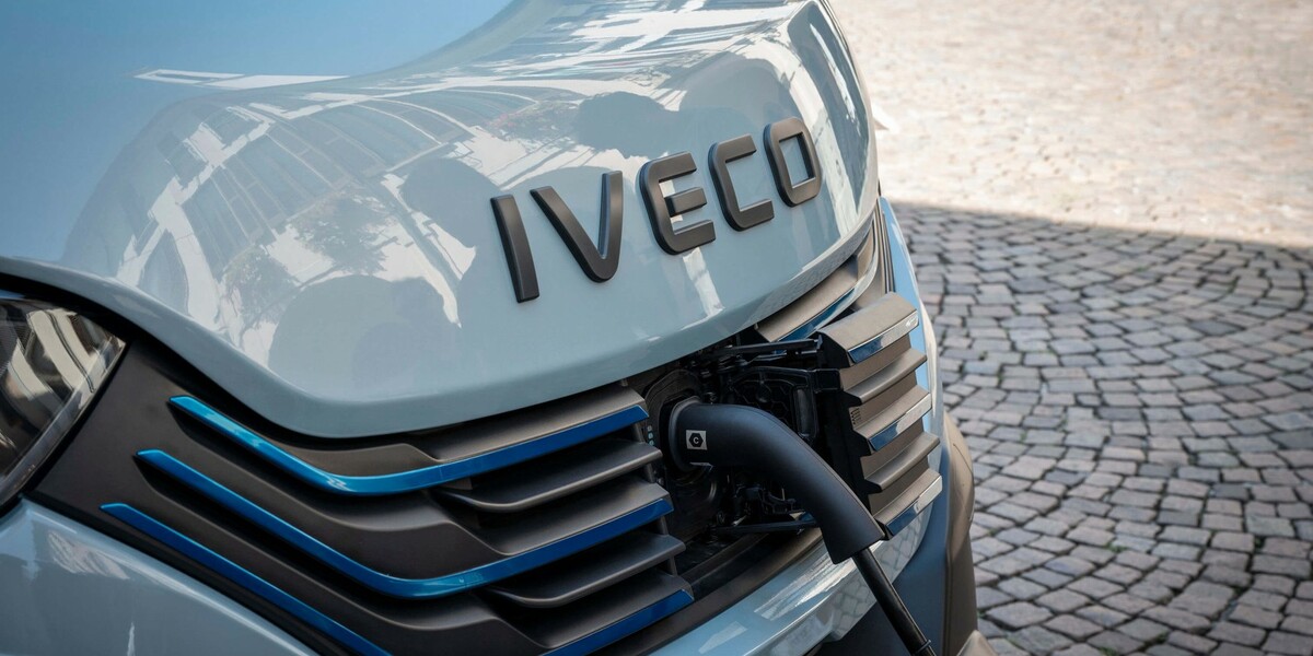 IVECO podporuje sv zkaznky na cest k elektromobilit vozy IVECO S-eWay a eDaily