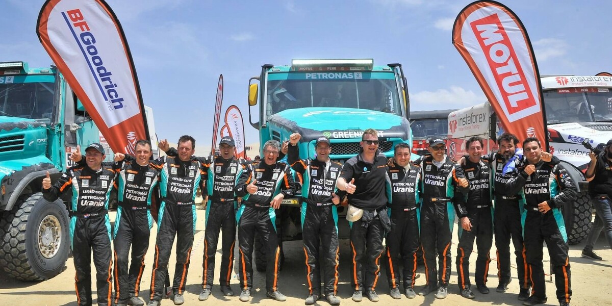 spn Dakar 2019. Tet msto a tyi vozy IVECO v prvn destce